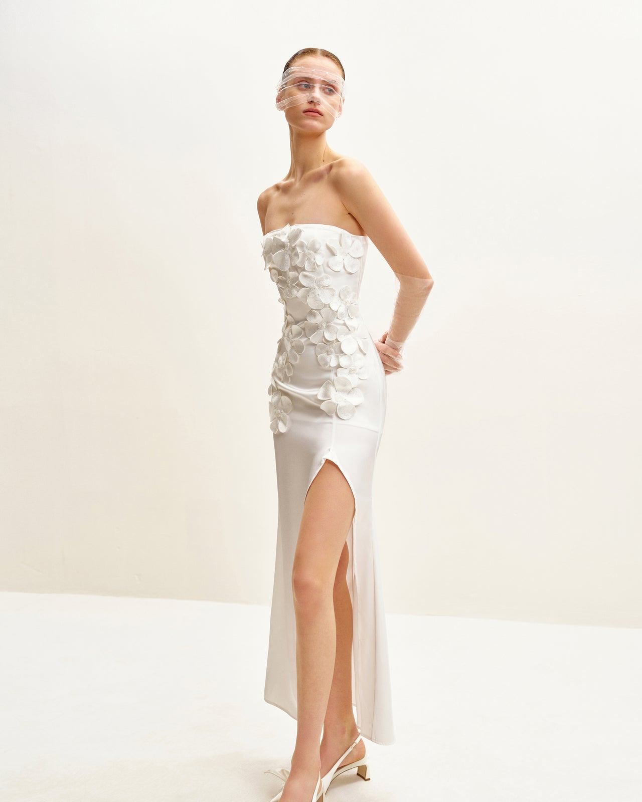 Abito Lungo Ricamato Floreale - Bianco