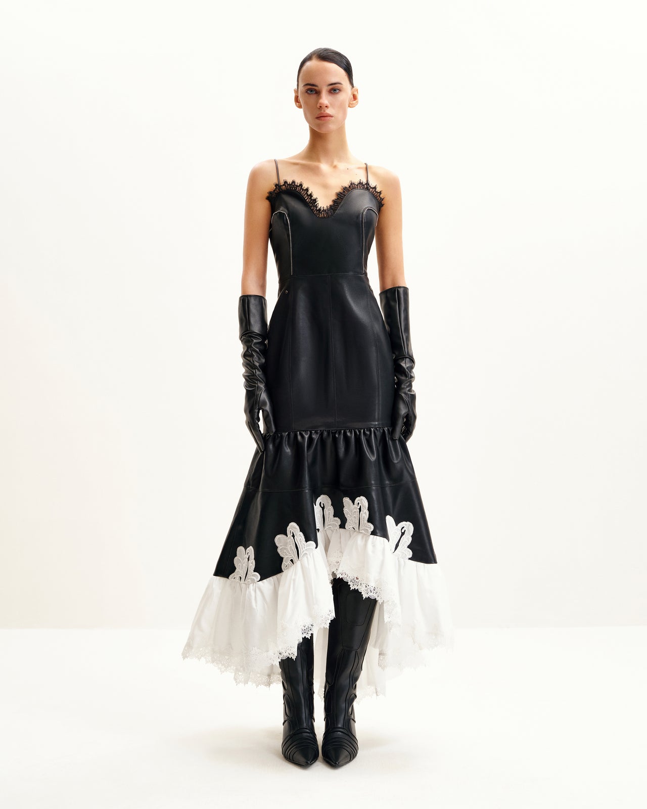 Abito In Pelle Con Dettagli In Pizzo Zora - Nero