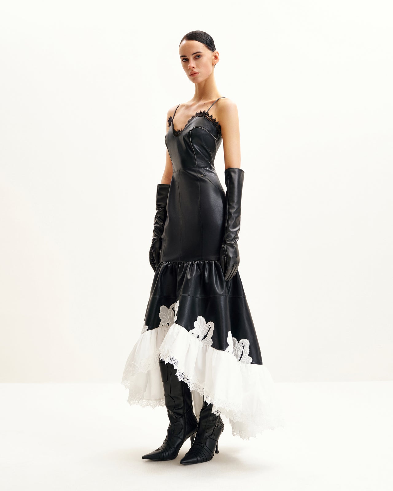 Abito In Pelle Con Dettagli In Pizzo Zora - Nero