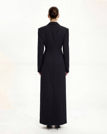 Maxi cappotto aderente con revers e spalle Structured - Nero