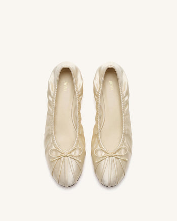 Solenne Ballerine in raso arricciate con coulisse - Beige