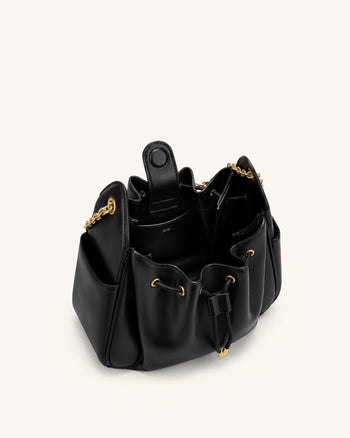 Rowan Borsa a secchiello arricciata con coulisse e catena - Nero