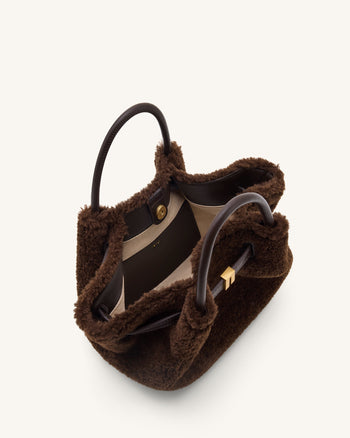 Hana Mini Borsa a Mano in Pelliccia Sintetica - Marrone Scuro