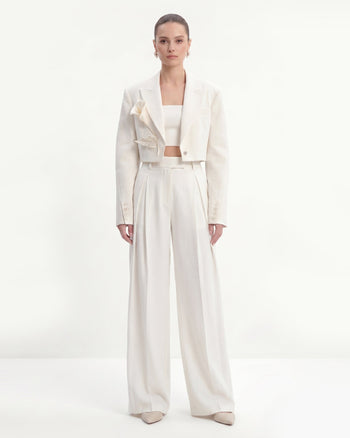 Blazer cropped con applicazione floreale - Bianco