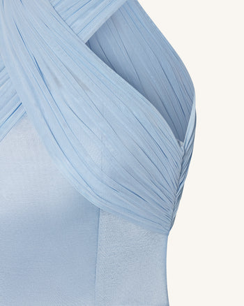 Abito corto in raso con incrociato halter in tulle - Blu