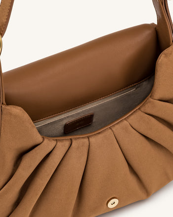 Avery Borsa hobo drappeggiata in finto camoscio - Cammello