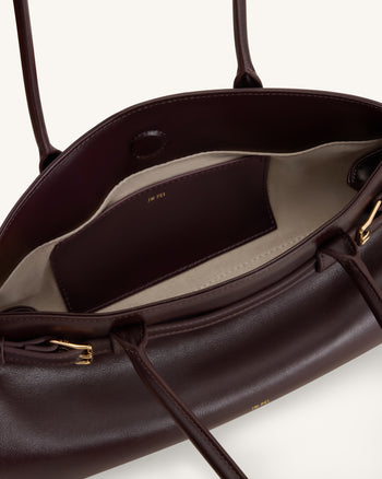 Arden Borsa a spalla East-West con dettaglio cintura - Marrone scuro