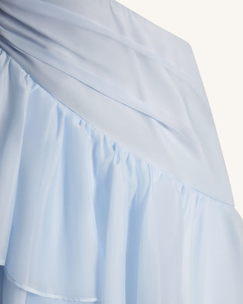 Abito lungo in chiffon con volant e cut-out sulle spalle One - Blu