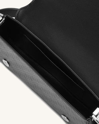Joy Borsa in FEI - Iron Black