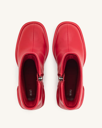 Saylor stivaletti alla caviglia con punta tonda e suola platform - Rosso