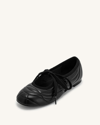 Ballerine allacciate con impunture Erika - Nero