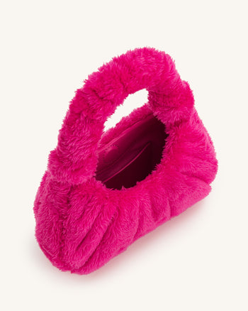 Borsa a spalla media con ruches in pelliccia sintetica Gabbi - Rosa Fandango