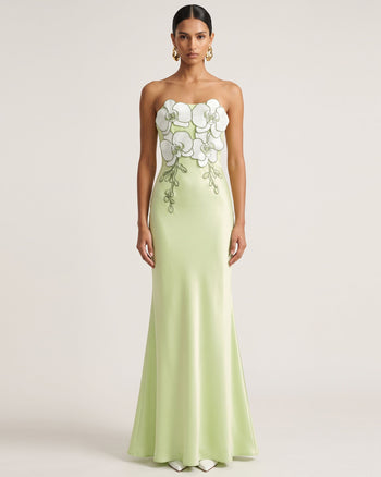 Maxi abito in raso con fiori 3D, senza spalline e con spacco - Verde chiaro