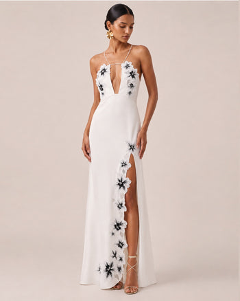 Maxi abito all'americana con ricamo floreale e cut-out - Bianco